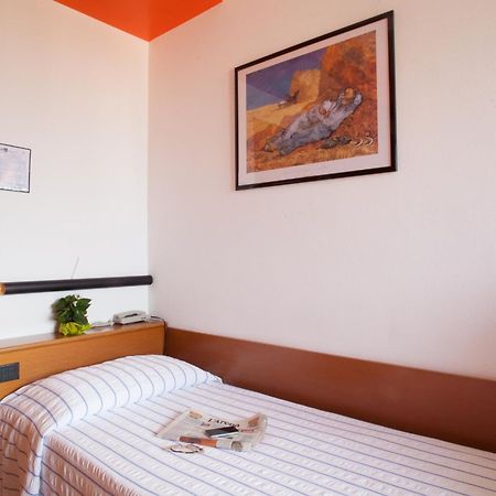 Hotel Pace Torri Del Benaco Dış mekan fotoğraf
